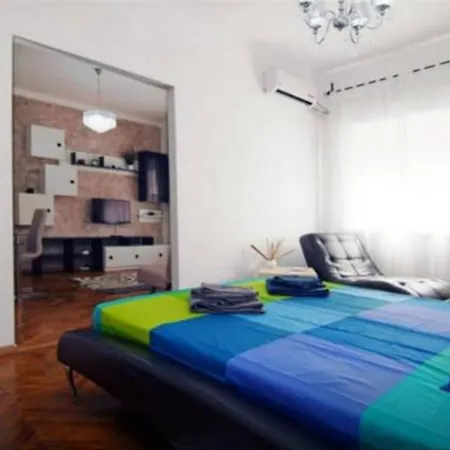 Flat Heart City * Bucharest